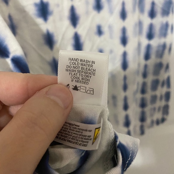 Blue & White Knot Front Shirt Sleeve Top - Picture 10 of 10